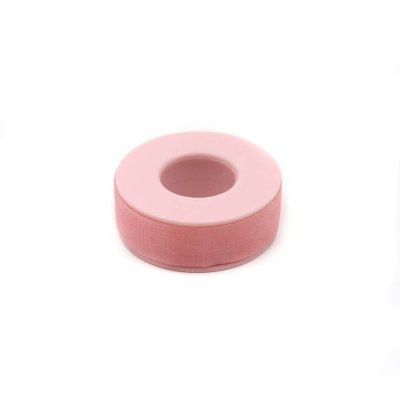 Bellestore rosa latexfri kirurgisk silikontejp för fransförlängning och lash lift, finns i 1,25 cm och 2,5 cm bredd.