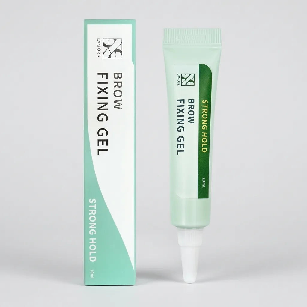 Mintgrön tub och förpackning för Brow Fixing Gel Strong Hold mot ljusgrå bakgrund.