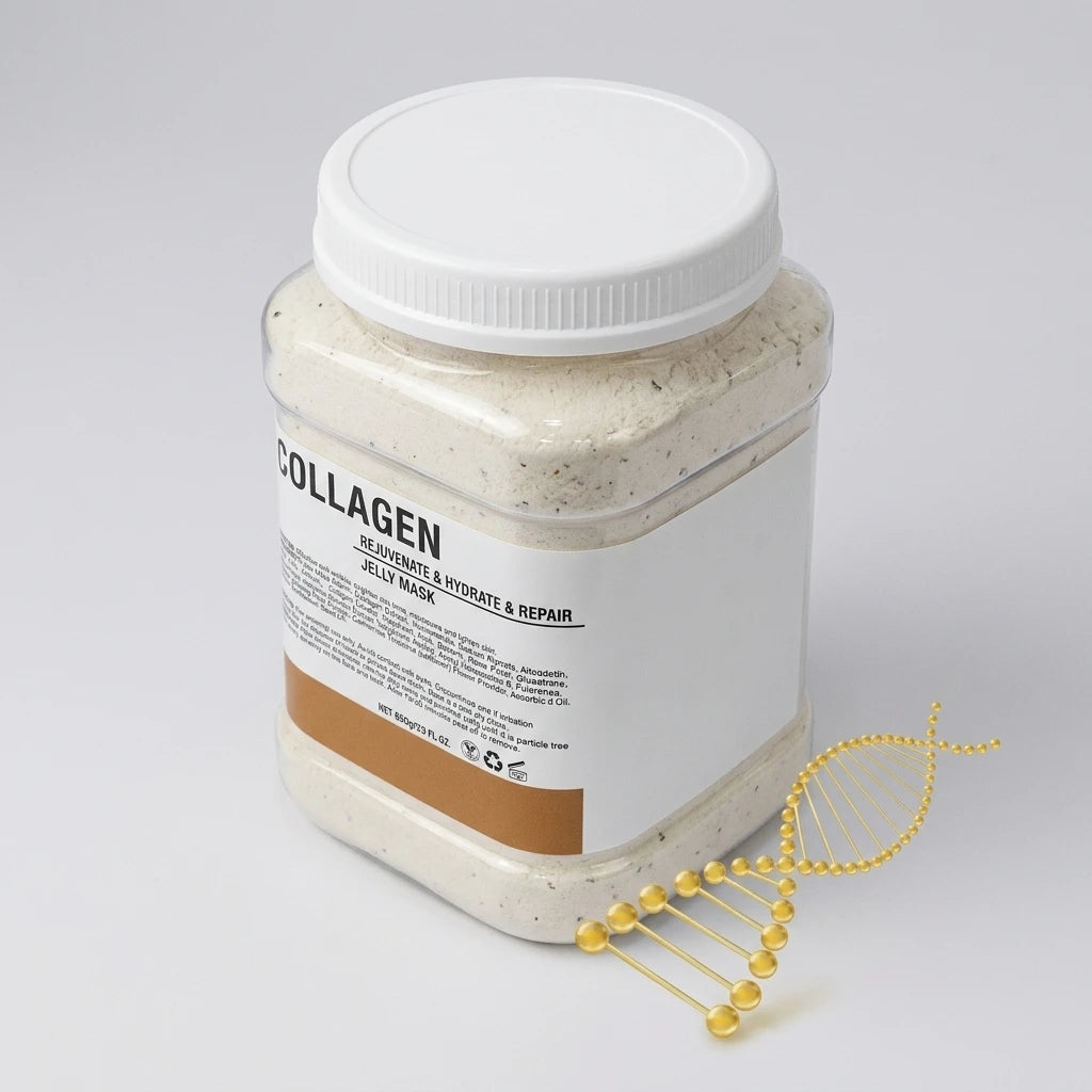 Jelly Mask Collagen 650g i transparent plastburk med vitt lock bredvid en guldfärgad DNA-helix på ljusgrå bakgrund