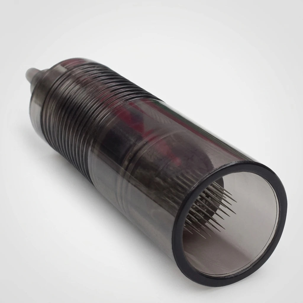 Mörkgrå transparent 36pin nål 10pack till DRPen A7 i plast med synliga metallnålar mot vit bakgrund.