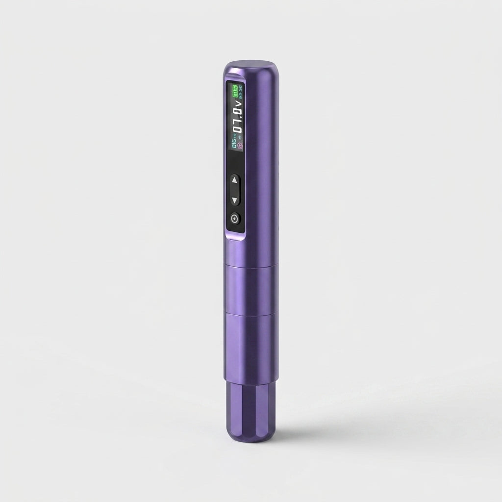 Isometrisk vy av EZ Lola Light trådlös PMU-penna i lila aluminium med upplyst display