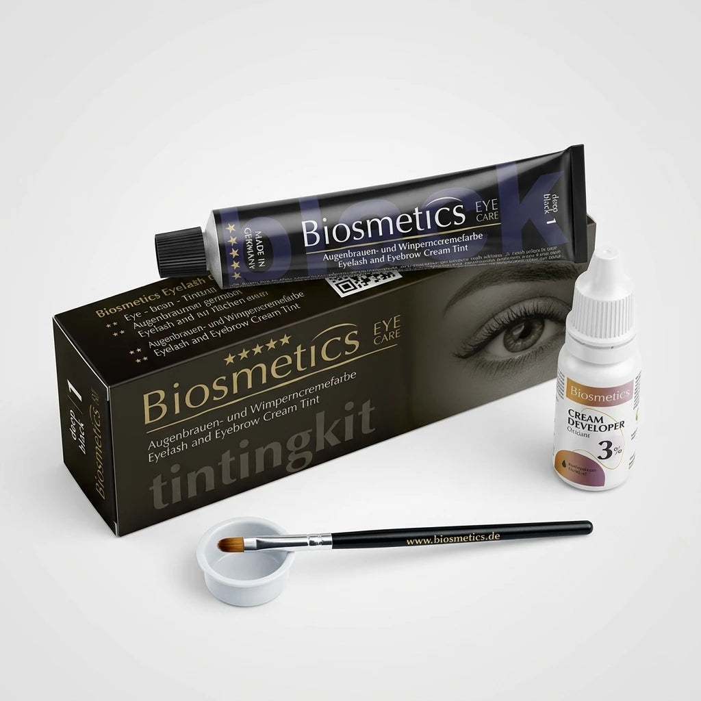 BIOSMETICS Intensive Deep Black färgkit ovanifrån – tuб, developer, pensel och blandningsskål