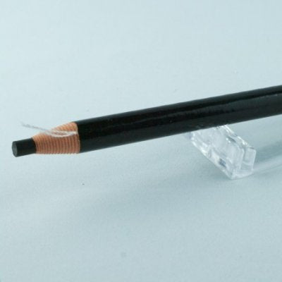 Markeringspenna Black från Bellestore för uppritning av mall på ögonbrynen inför microblading och PMU-behandling.